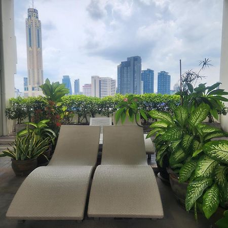 Interchange Tower Serviced Apartment - Sha Extra Plus Bangkok Bagian luar foto