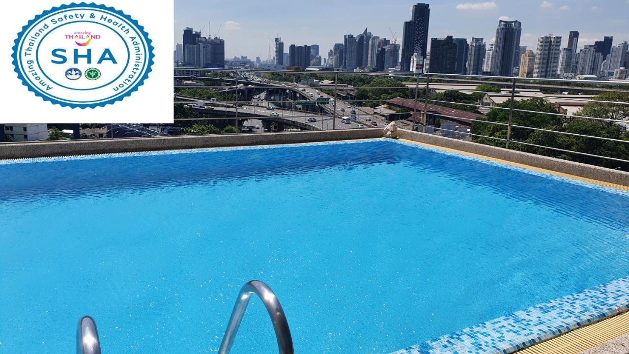 Interchange Tower Serviced Apartment - Sha Extra Plus Bangkok Bagian luar foto