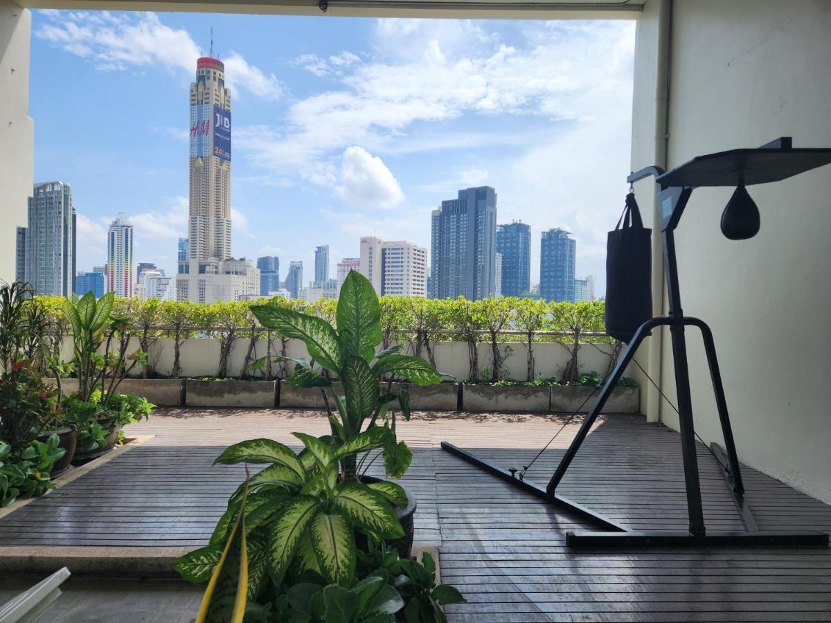 Interchange Tower Serviced Apartment - Sha Extra Plus Bangkok Bagian luar foto