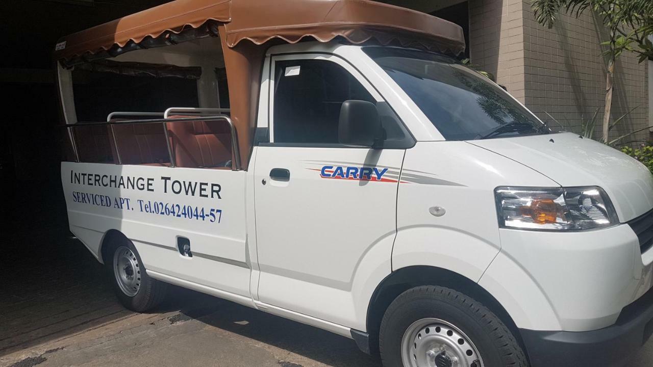 Interchange Tower Serviced Apartment - Sha Extra Plus Bangkok Bagian luar foto